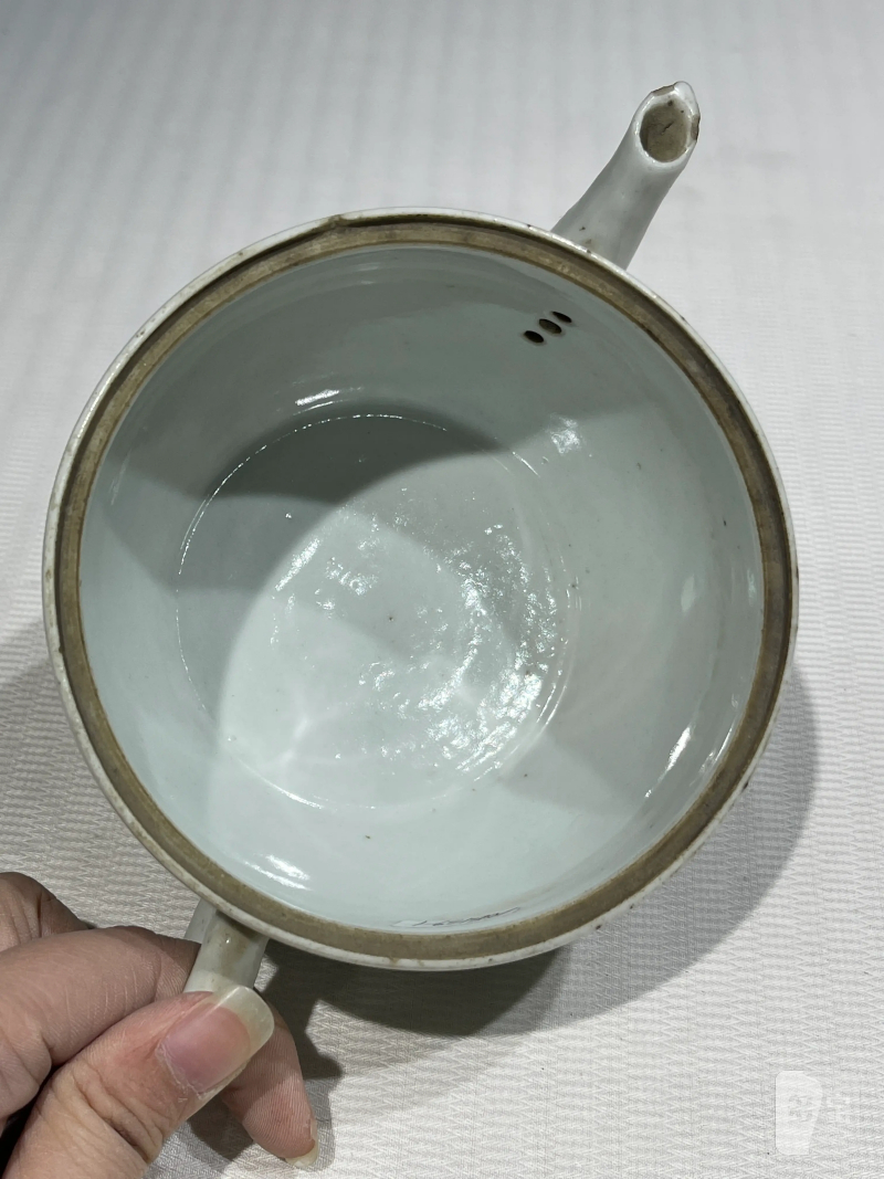 清代 粉彩茶壶一组十二件 - 图41